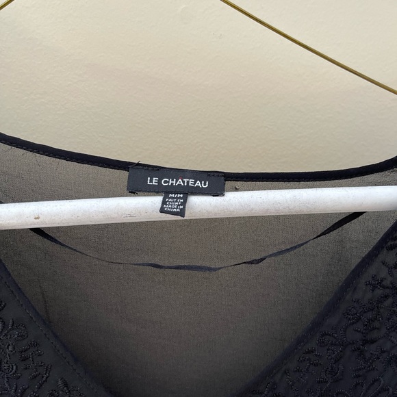 Sheer top with embroidery - Picture 2 of 3